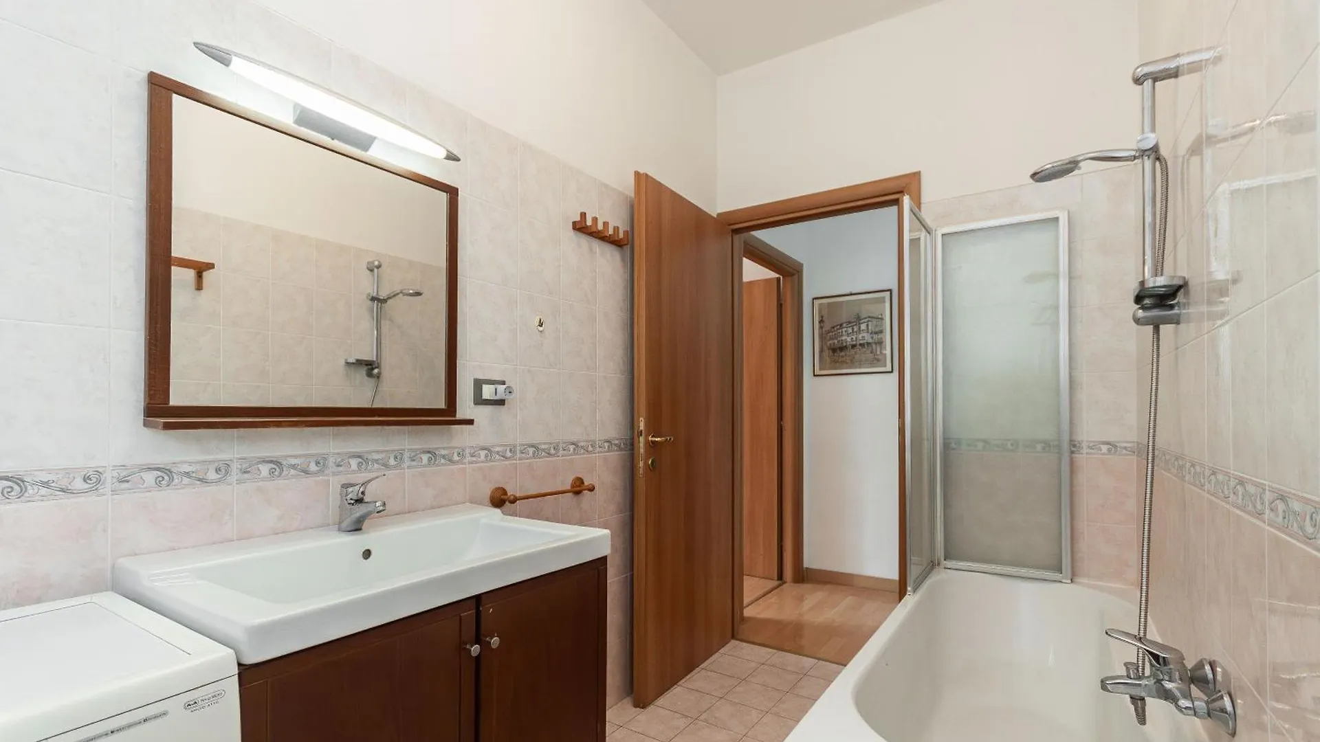 Apartment Relax And Comfort With Spacious Terrace In Rapallo