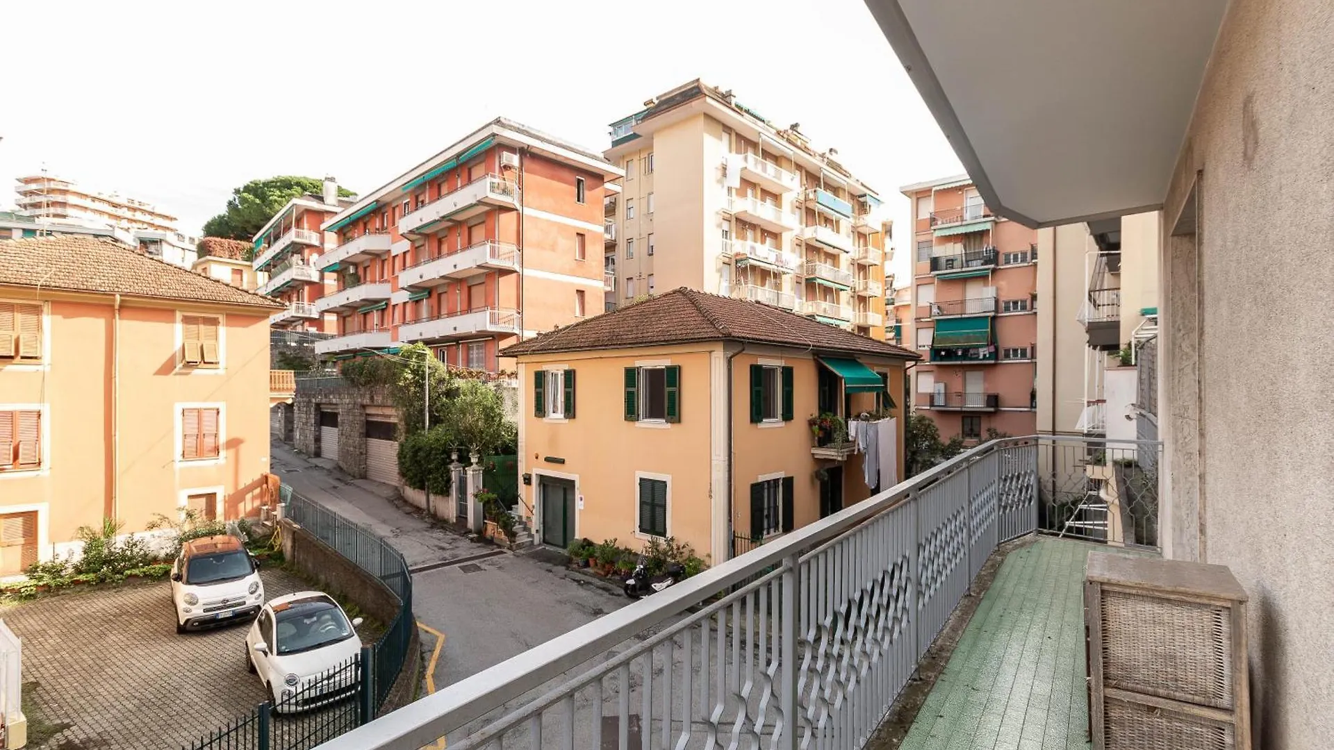 Apartment Relax And Comfort With Spacious Terrace In Rapallo