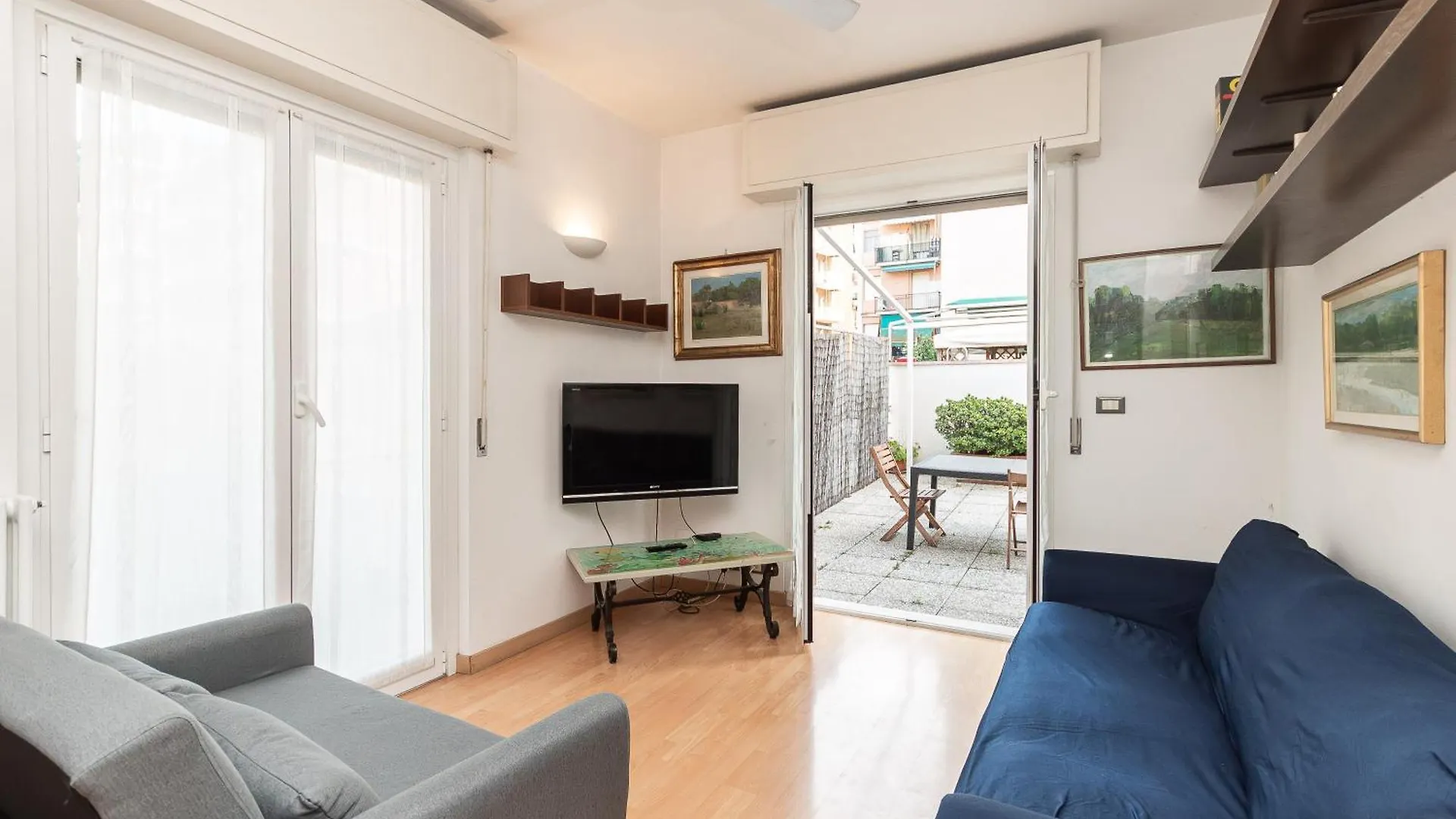 Relax And Comfort With Spacious Terrace In Rapallo